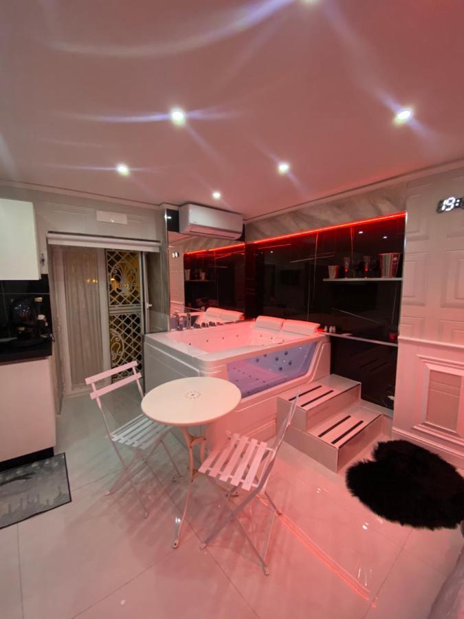 Samm B&B Porta San Gennaro Napoli Ngoại thất bức ảnh