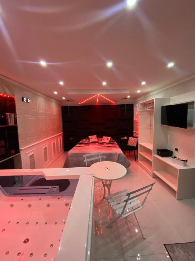 Samm B&B Porta San Gennaro Napoli Ngoại thất bức ảnh